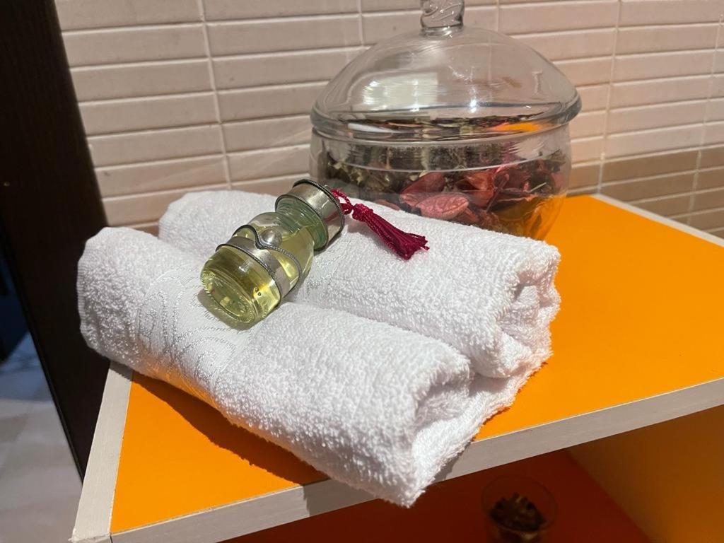 Apartment Magnifique Spacieux Confort Propre Familial 2 Salon Et Salle A Manger A 20mn A Pied De Place Jemaa El Fina 4 Piscines Dans Espace De Golf A 12 Mn En Voitures L Entree Est Gratuit Pour La Clientele Ouvert Entre 10h Et 20h *